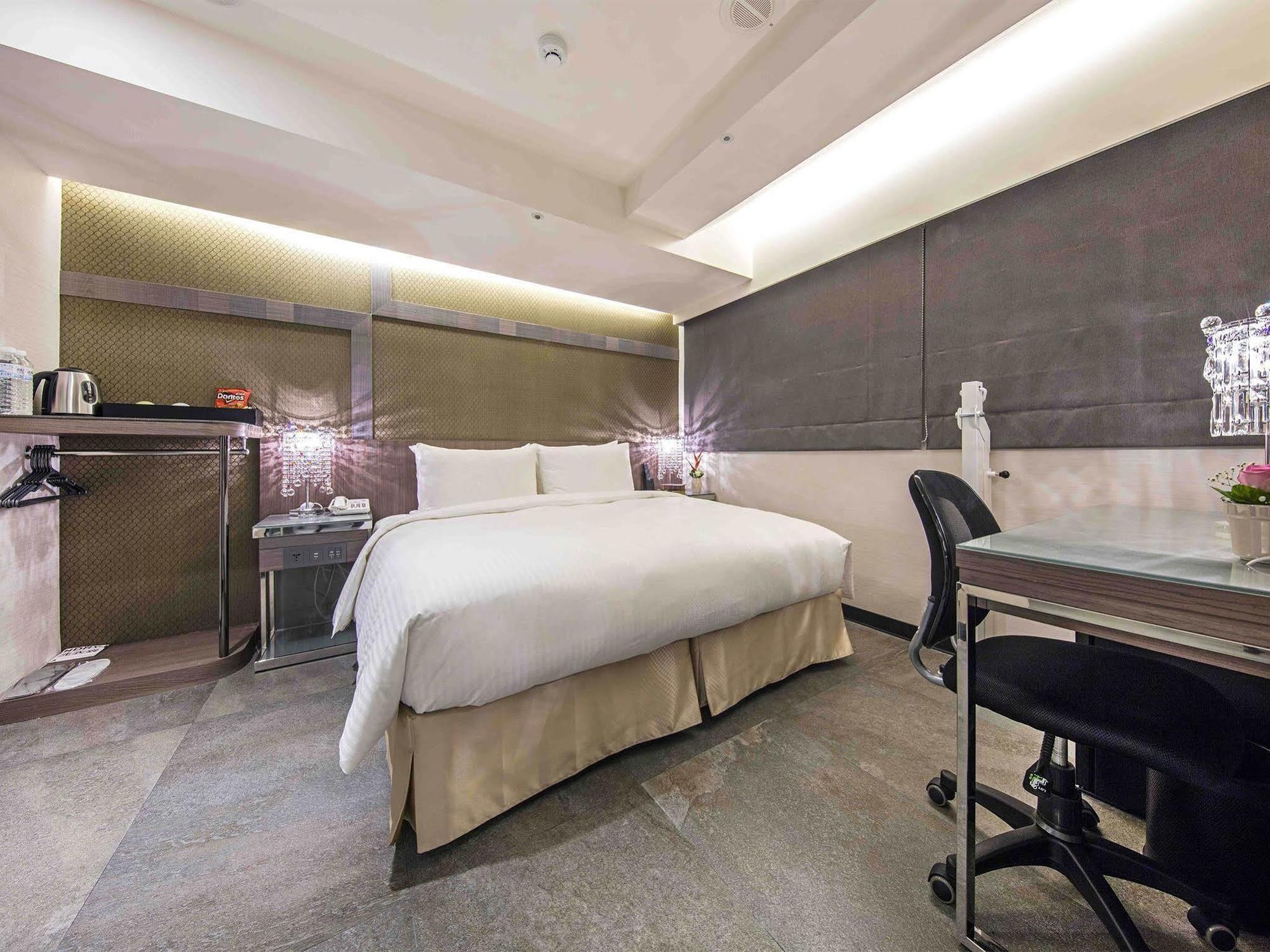 Hotel I Journey Taipei Esterno foto