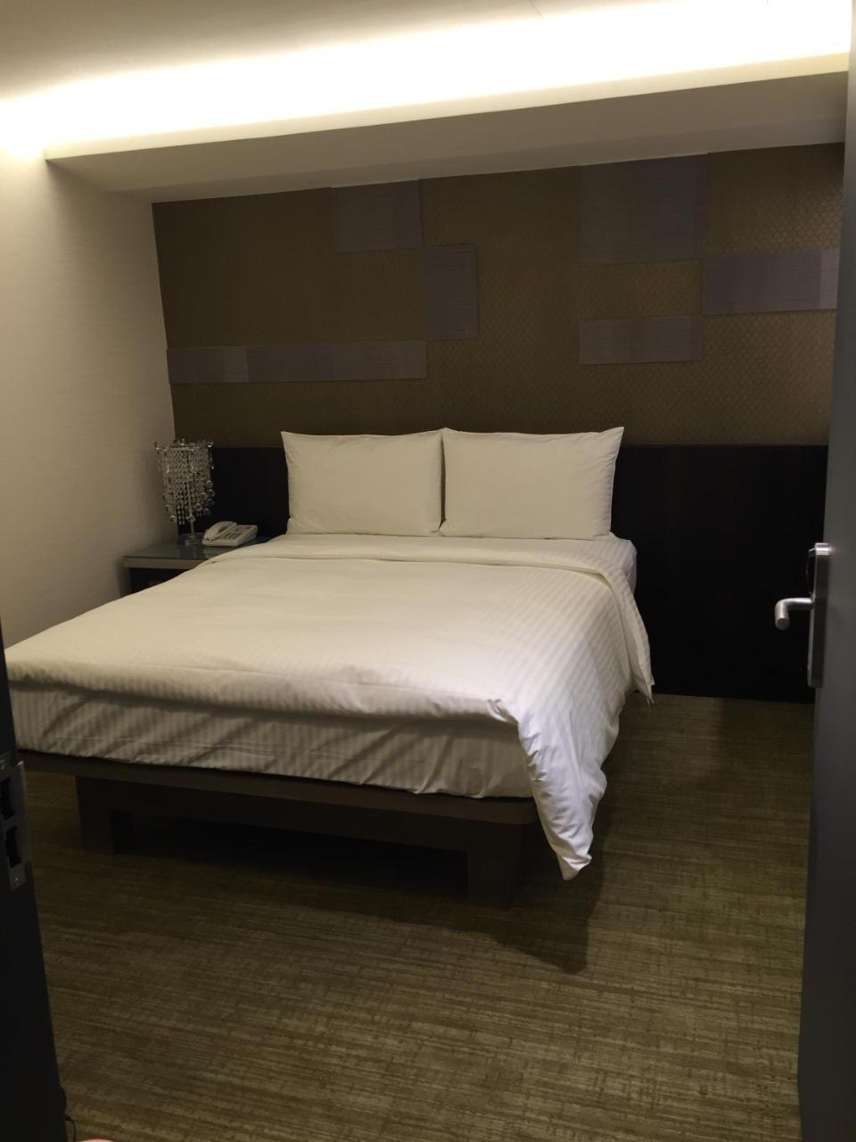 Hotel I Journey Taipei Esterno foto